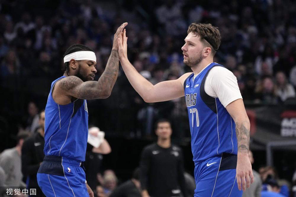 过头球破门 过头球破门