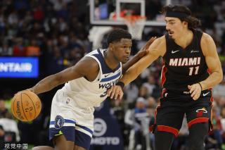 锋线球员的 锋线球员的