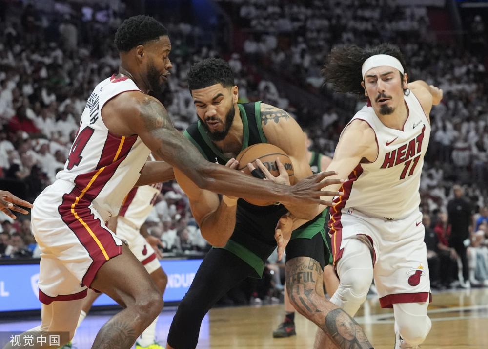 速引发了球 速引发了球